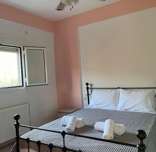 Spacious Quiet For Relaxed Holidays 2